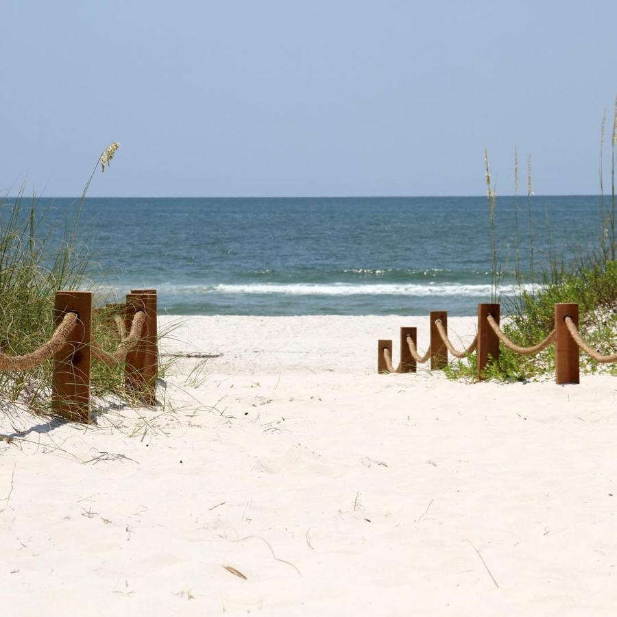 Budget Friendly Condo Perfect For A Romantic Getaway Within Walking Distance To The Beach! Gulf Shores Exterior foto